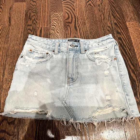 Abercrombie Denim Mini skirt EUC - Picture 1 of 3